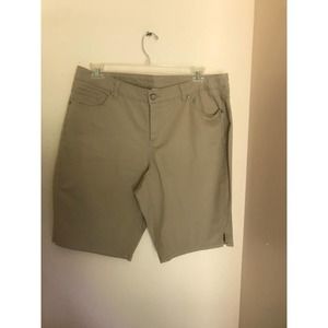 Just My Size 18W Beige Shorts